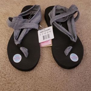 Women's Skechers yoga foam Sandals